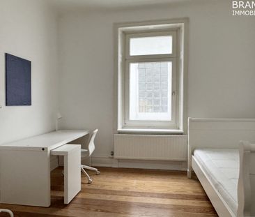 Neu möblierte, moderne 4-Zimmer-Altbauwohnung (104m²) im Herzen von... - Foto 6