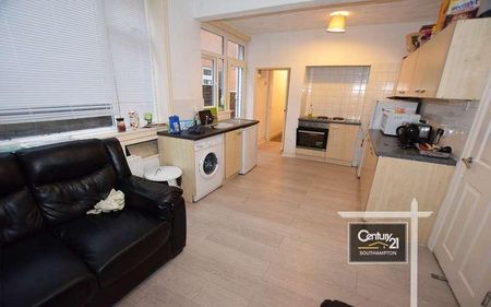 |ref: |, Harborough Road, Southampton, SO15 - Photo 2