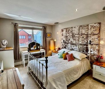 4 bedroom semi-detached house to rent - Photo 6
