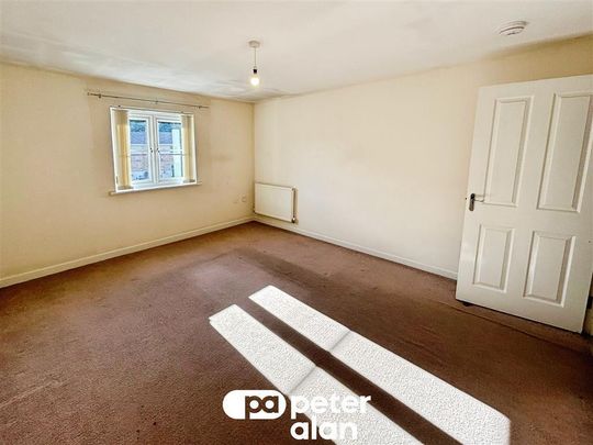 Coed Celynen Drive, Abercarn - Photo 1