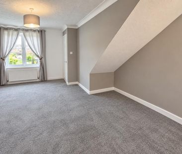 2 bedroom semi-detached house to rent - Photo 3