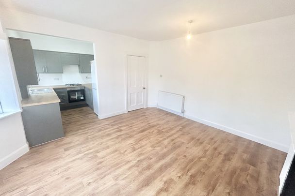 Bitterne Road West - Photo 1