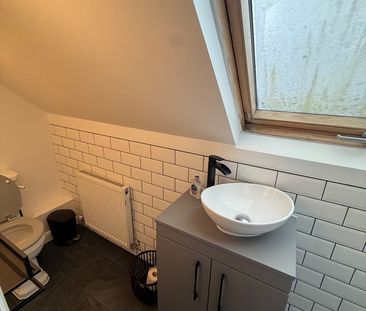 Room in a Shared Flat, Cricklewood Lane, NW2 - Photo 3