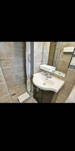 2 Bed 1 Bath Apartement - Photo 4