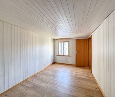 Charmantes 5 Zi. Haus im Herzen von Neuheim - Foto 3