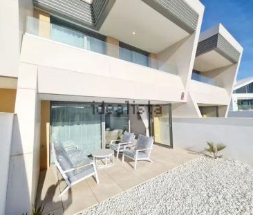 Alquiler de chalet pareado en Avenida Carmen Werner - Photo 1