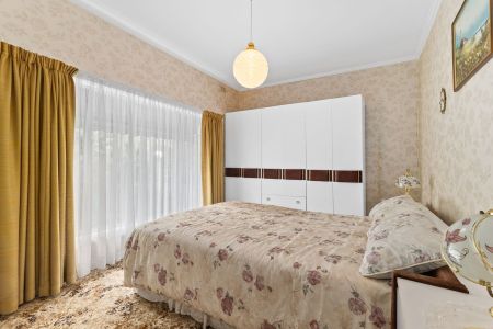 Dual Living Opportunity - Photo 5