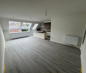 Appartement te huur in Sint-Agatha-Berchem - Photo 2
