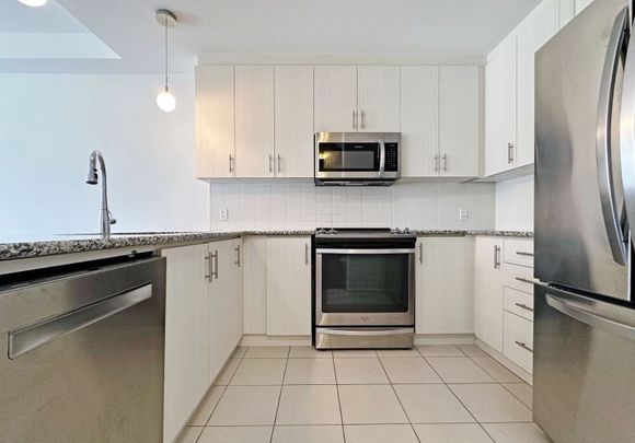 For Lease - 2299 Natasha Circle, Oakville, Ontario - Photo 1