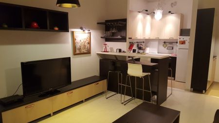 Apartament de inchiriat in Ploiesti, zona Nord-Parcul cu Salcami - Photo 2