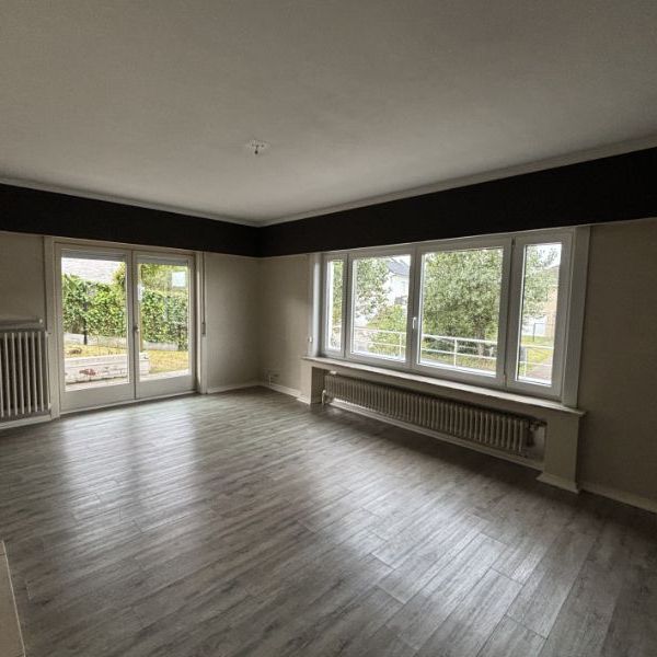 Rustig gelegen 2 slaapkamer hoekappartement te huur - Photo 1