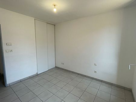 Appartement T2 - Front de mer - Saint Pierre - Photo 5