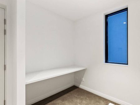 Unfurnished Spacious Apartment in Fremantle - Photo 2