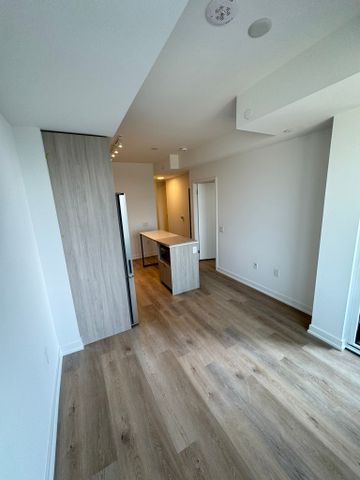 For Lease - 395 Square One Drive Unit# 1702, Mississauga, Ontario - Photo 5