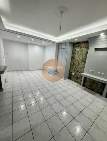 Studio/Γκαρσονιέρα για ενοικίαση Φωκίωνος Νέγρη (Κυψέλη) - Photo 2