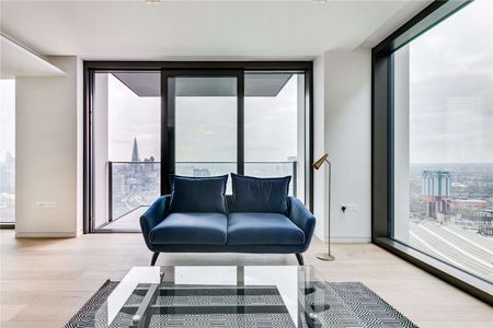 A modern 2 bedroom showcasing amazing views and close to Waterloo Station. - Photo 2