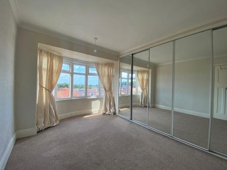 Mount Park Avenue, Scarborough - Photo 5