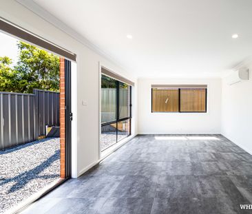 76B Chuculba Crescent, Giralang ACT 2617 - Townhouse For Rent | Domain - Photo 2