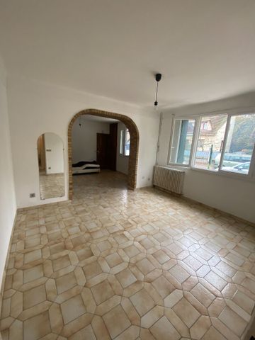 Location appartement 4 pièces, 68.20m², Aulnay-sous-Bois - Photo 2