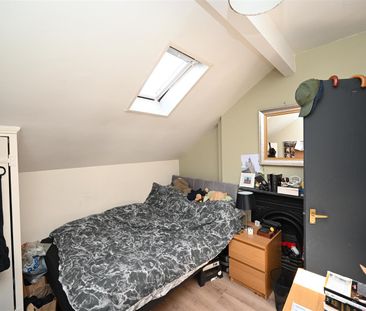 Room Rental 5 9 Eglantine Avenue, Belfast, BT9 6DW - Photo 6