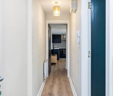 Apt 3, 27 Camden Street, Belfast, BT9 6AT - Photo 3