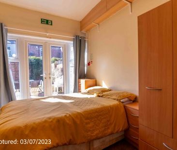 41 Scarborough Terrace - Photo 4