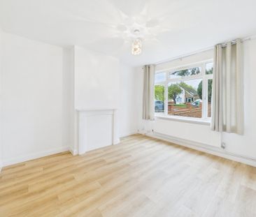 Lawn Close, Datchet, Slough,SL3 - Photo 1