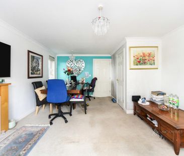 3 bedroom terraced house to rent - Photo 1