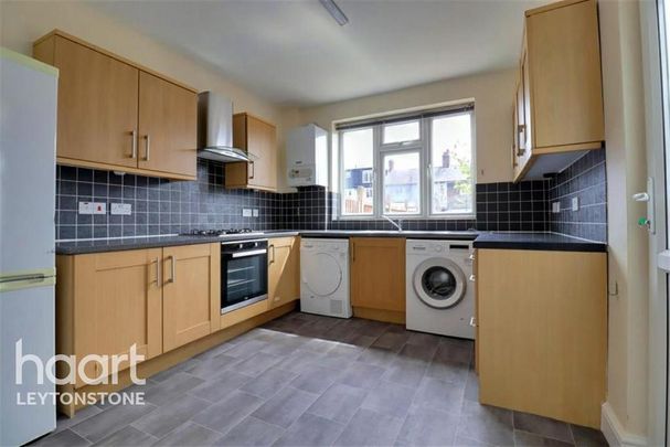 4 bedroom terraced house to rent - Photo 1