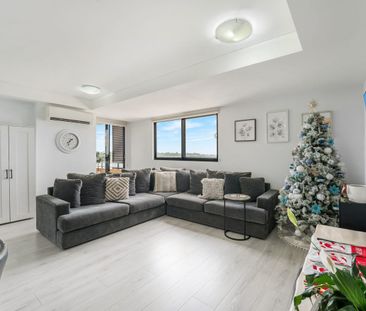 Spacious Apartment in the Heart Of Campbelltown - Photo 4