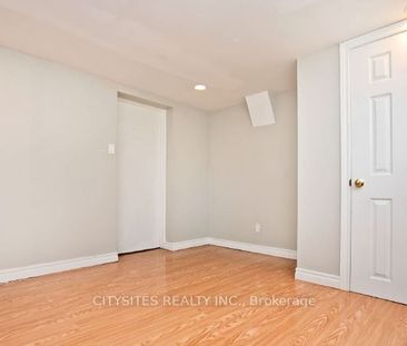 Detached Home For Lease | E8146862 - Photo 2