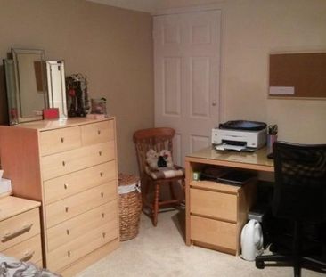 3 bedroom semi-detached house to rent - Photo 6