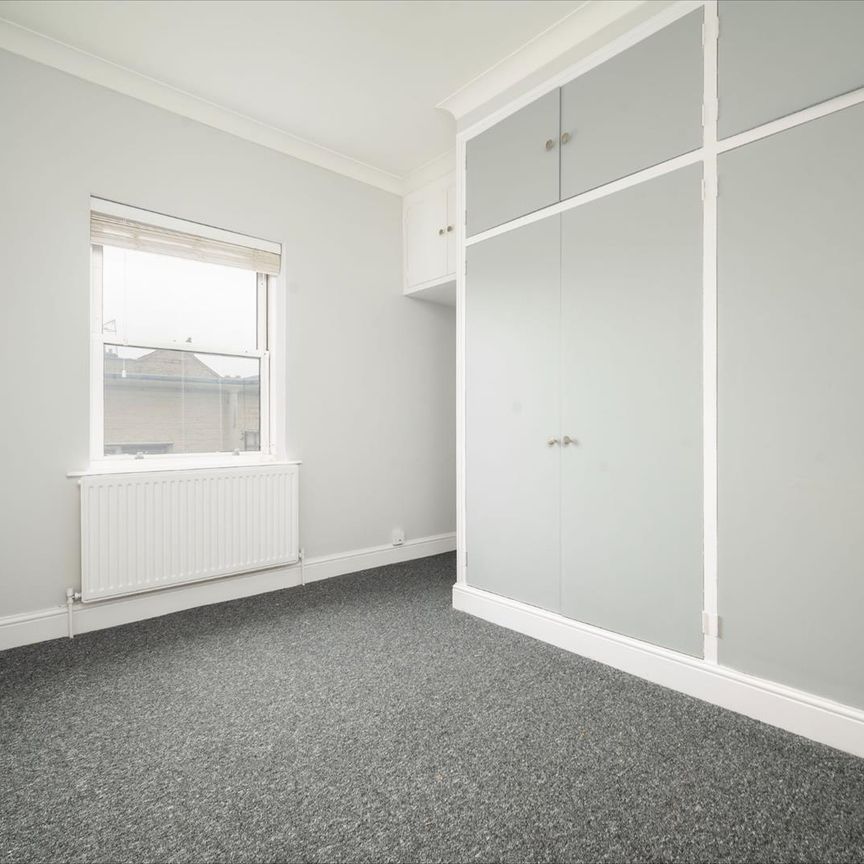 3 bed house to rent in Princes Avenue, Finchley, N3 2 - Photo 1