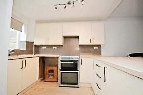 2 bedroom maisonette to rent - Photo 1