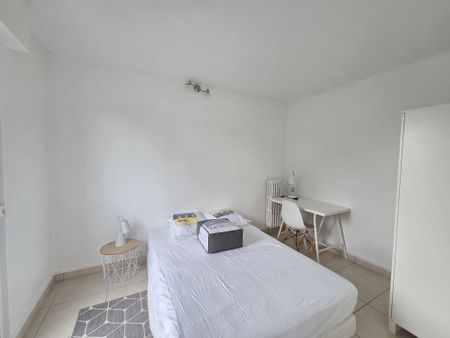 Location Appartement 3 pièces 72m² TROYES 10000 - Photo 5