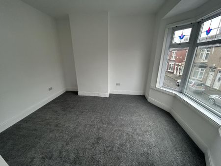 3 bedroom terraced house to rent - Photo 4