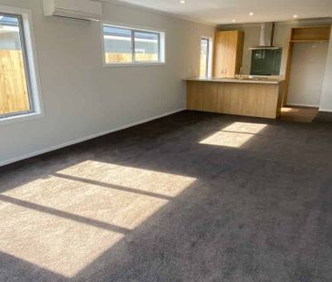 3 BEDROOMS - Photo 3