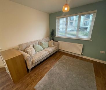 Maizey Road, Swindon - Photo 1