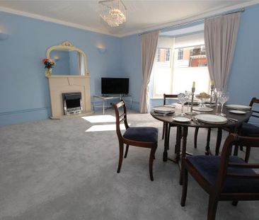 2 bedroom penthouse to rent - Photo 4