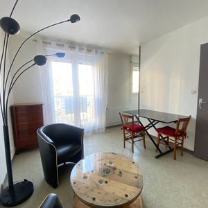 RUE CHARLES LEGENDRE, T1 meublé de 27m² avec parking ! - Photo 2