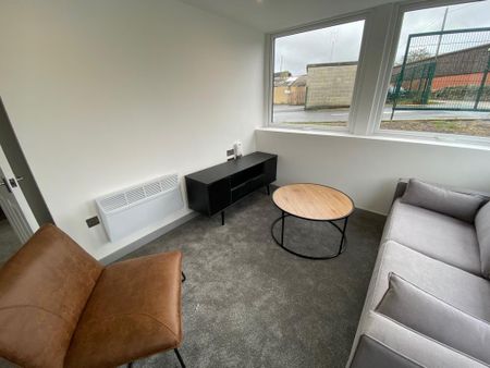 1 bedroom apartment to rent - Photo 2