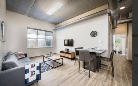 Regent Student Living - Photo 5