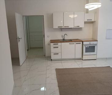 Pronájem bytu 1+kk 36 m2 - Фото 4