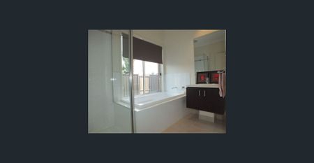 Fresh Living in Lakeside - Photo 2