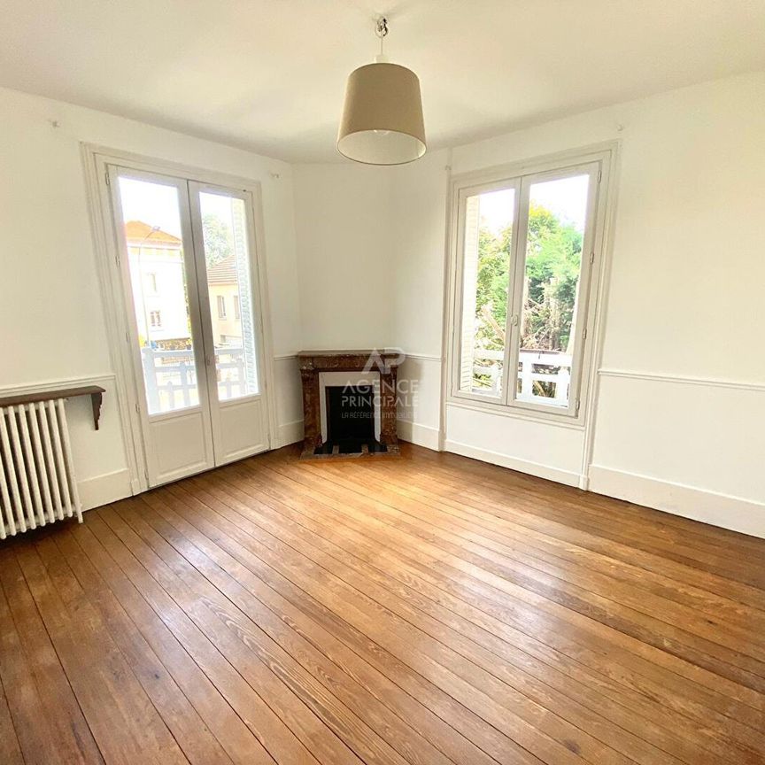 Tout savoir sur cette maison dans le quartier Grande Ceinture, à Saint-Germain-en-Laye - Photo 1