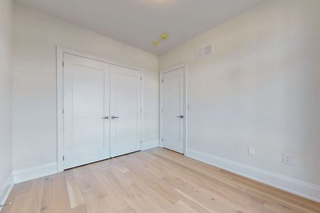 For Lease - 33 Schmeltzer Crescent, Richmond Hill, Ontario - Photo 3