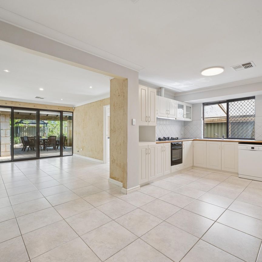 32 Westminster Road - Photo 1