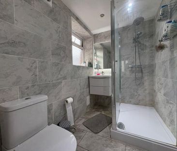 1 bedroom house of multiple occupation to rent - Photo 2