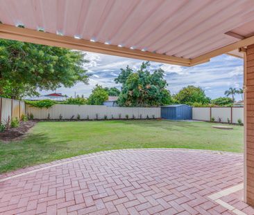 Perfect Modern Home in Thornlie - Photo 2