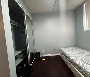 For Lease - 25 Agnes Street N/A Unit# 201, Mississauga, Ontario - Photo 3